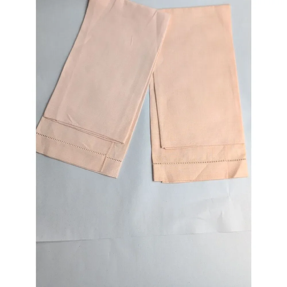 Vintage Floral Embroidered Peach Linen Guest Towels NWT
